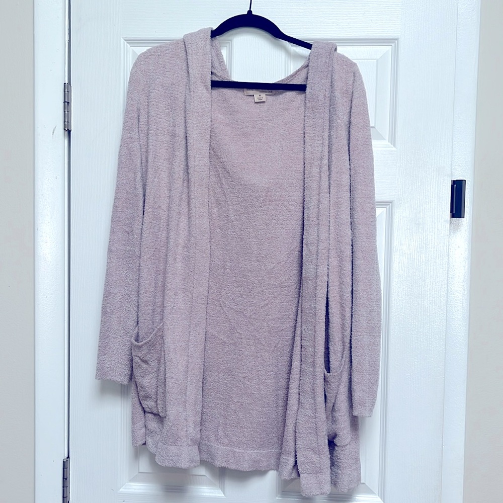 Barefoot dreams resort cardigan in pink.